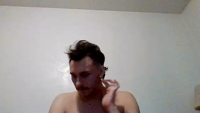 Snapshot of Tallhungandcloudy chatting on March 2, 2026, 4:57 am Tallhungandcloudy online show from March 2, 2026, 4:57 am