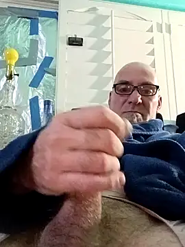 Snapshot of scott12347762 chatting on February 19, 2026, 5:04 am scott12347762 online show from February 19, 2026, 5:04 am