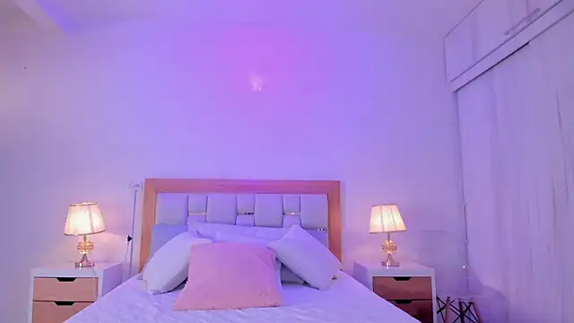 Snapshot of Bunny_Blush1 chatting on February 18, 2026, 7:10 pm Bunny Blush1 online show from February 18, 2026, 7:10 pm