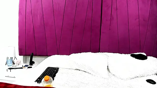Snapshot of valery_slim18 chatting on May 16, 2026, 12:09 am valery slim18 online show from May 16, 2026, 12:09 am