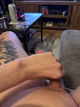 Hornyboy29cum online show from March 24, 2026, 11:27 pm