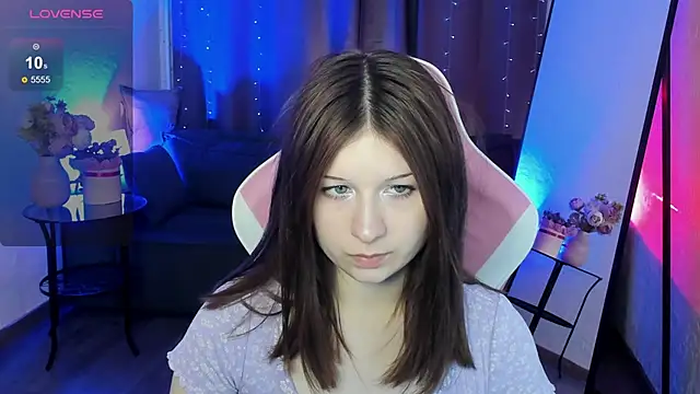 XShyBabyFloraX online show from February 28, 2026, 1:44 pm