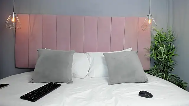 Snapshot of MartinaGrace chatting on February 26, 2026, 6:30 pm MartinaGrace online show from February 26, 2026, 6:30 pm