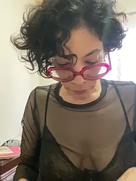 JeanneDuval8888 online show from February 13, 2026, 12:32 am