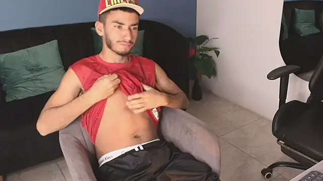 Snapshot of Noah-JONES chatting on February 26, 2026, 4:56 am Noah-JONES online show from February 26, 2026, 4:56 am