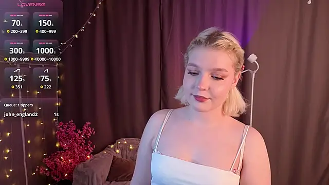 Snapshot of TobiteAnnie chatting on March 1, 2026, 3:45 pm TobiteAnnie online show from March 1, 2026, 3:45 pm