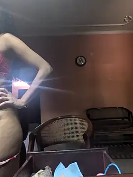 Snapshot of sexysilmy chatting on June 1, 2026, 6:35 am sexysilmy online show from June 1, 2026, 6:35 am