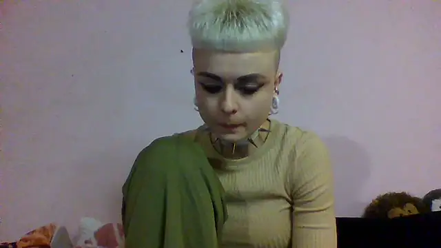 AlisaDear257 online show from March 4, 2026, 12:46 pm