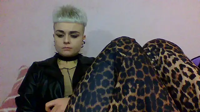 Snapshot of AlisaDear257 chatting on February 28, 2026, 12:49 pm AlisaDear257 online show from February 28, 2026, 12:49 pm