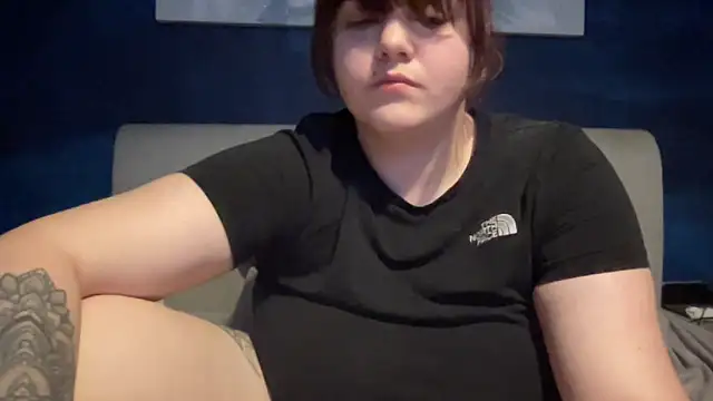 Snapshot of Beauty6969 chatting on March 31, 2026, 2:13 am Beauty6969 online show from March 31, 2026, 2:13 am