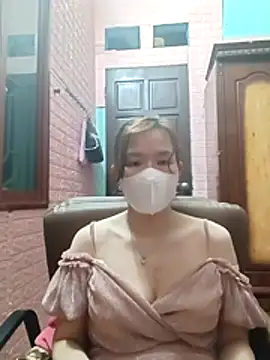 Snapshot of Trang26 chatting on February 17, 2026, 4:04 pm Trang26 online show from February 17, 2026, 4:04 pm