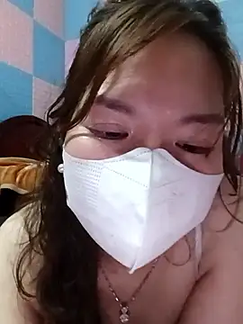 Snapshot of Trang26 chatting on February 22, 2026, 3:57 pm Trang26 online show from February 22, 2026, 3:57 pm