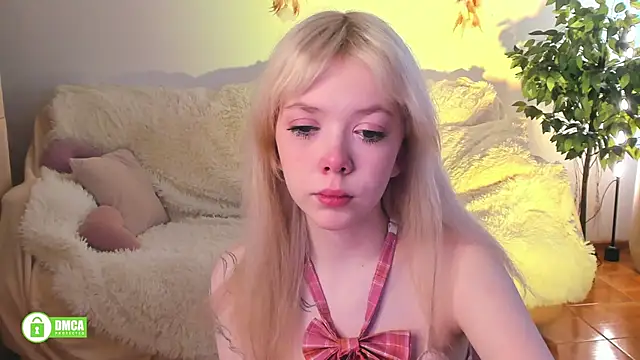 Snapshot of Rochelle_kitty chatting on April 27, 2026, 1:31 pm Rochelle kitty online show from April 27, 2026, 1:31 pm