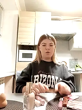 Snapshot of EvaTallor chatting on February 14, 2026, 4:51 pm EvaTallor online show from February 14, 2026, 4:51 pm