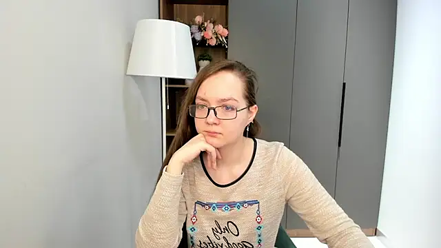 Snapshot of KatheyWasinger chatting on February 11, 2026, 2:55 am KatheyWasinger online show from February 11, 2026, 2:55 am