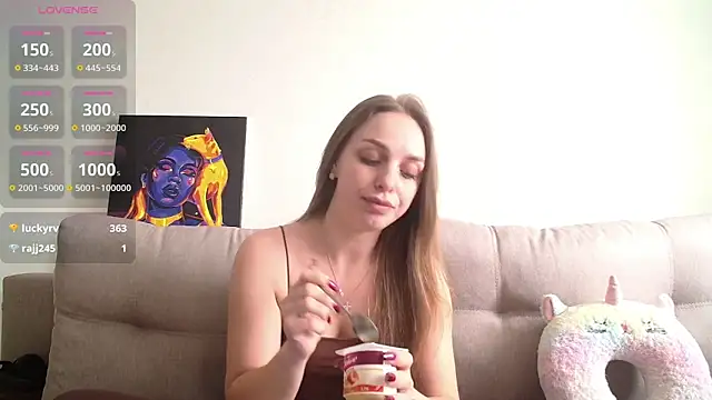  julia wonderful  online show from February 24, 2026, 11:33 am