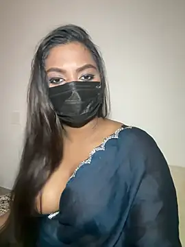 Snapshot of Darkhotcouple chatting on February 14, 2026, 9:48 pm Darkhotcouple online show from February 14, 2026, 9:48 pm