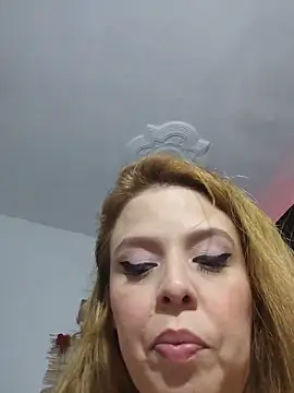 Snapshot of laila_d chatting on May 30, 2026, 12:06 am laila d online show from May 30, 2026, 12:06 am