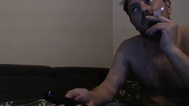 Snapshot of CandyCumCouple chatting on March 21, 2026, 9:40 pm CandyCumCouple online show from March 21, 2026, 9:40 pm