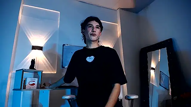 Snapshot of jullian_ricci chatting on July 16, 2026, 8:06 pm jullian ricci online show from July 16, 2026, 8:06 pm