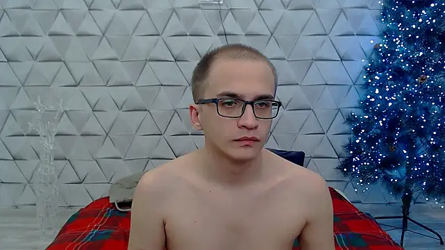 Snapshot of Pure_Aura chatting on February 26, 2026, 9:26 pm Pure Aura online show from February 26, 2026, 9:26 pm