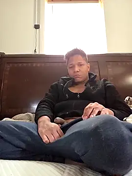 Snapshot of GabrielElduro chatting on February 18, 2026, 8:38 pm GabrielElduro online show from February 18, 2026, 8:38 pm