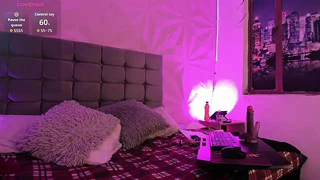 emma cg online show from March 4, 2026, 7:43 pm