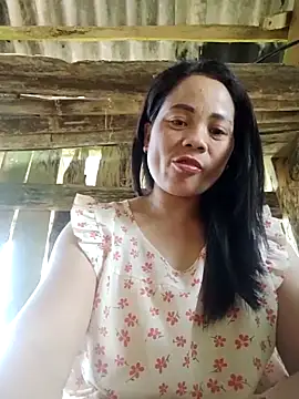 molly-xx online show from April 11, 2026, 5:26 am