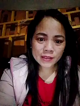 molly-xx online show from March 8, 2026, 5:27 pm