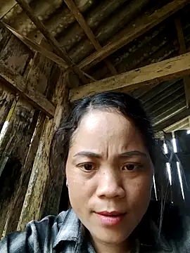 molly-xx online show from March 24, 2026, 4:12 am