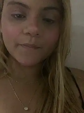 Snapshot of ayla0881 chatting on February 17, 2026, 2:53 am ayla0881 online show from February 17, 2026, 2:53 am