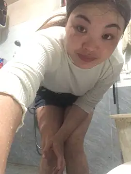 Snapshot of newbaby1 chatting on February 13, 2026, 10:54 pm newbaby1 online show from February 13, 2026, 10:54 pm