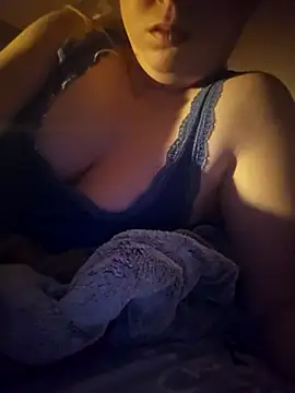 Snapshot of ShySweetheart chatting on February 14, 2026, 5:18 am ShySweetheart online show from February 14, 2026, 5:18 am