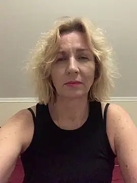 VeltaMur975 online show from March 9, 2026, 8:12 pm