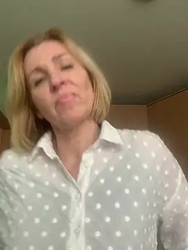 VeltaMur975 online show from February 26, 2026, 10:37 am