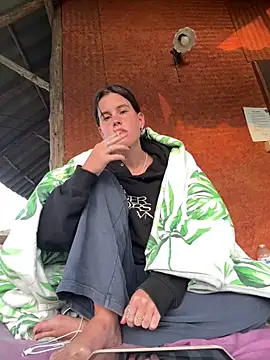 fairy bell online show from February 18, 2026, 12:52 am