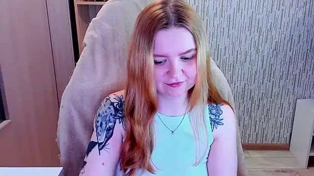 AnitaXVine online show from May 27, 2026, 7:32 pm