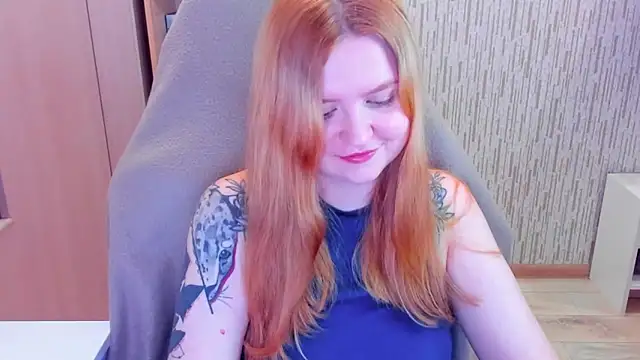 AnitaXVine online show from May 3, 2026, 7:39 pm