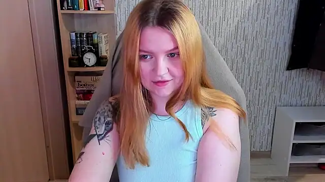 AnitaXVine online show from February 11, 2026, 5:46 pm