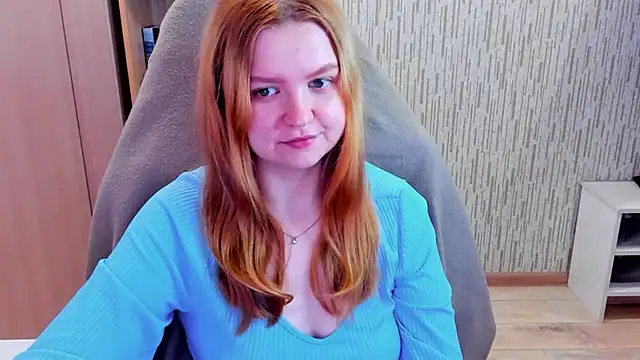 AnitaXVine online show from May 12, 2026, 7:49 am