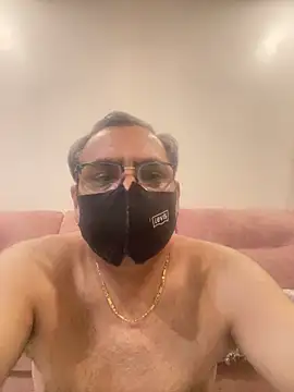 maleattention online show from April 18, 2026, 3:58 pm