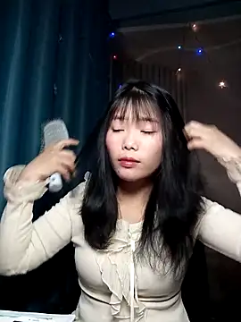 Girl-crazy1 online show from April 13, 2026, 1:59 pm