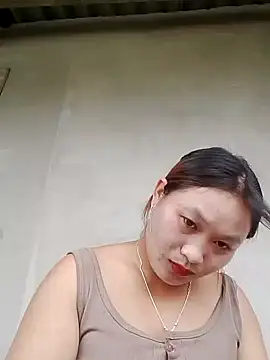 Snapshot of bany-lee chatting on June 15, 2026, 8:36 am bany-lee online show from June 15, 2026, 8:36 am