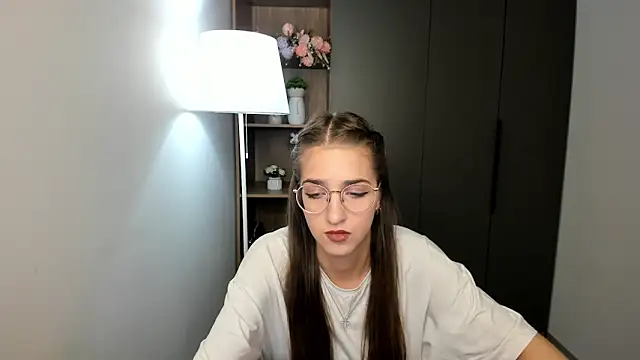 Snapshot of ClarineCasebolt chatting on February 12, 2026, 3:06 am ClarineCasebolt online show from February 12, 2026, 3:06 am