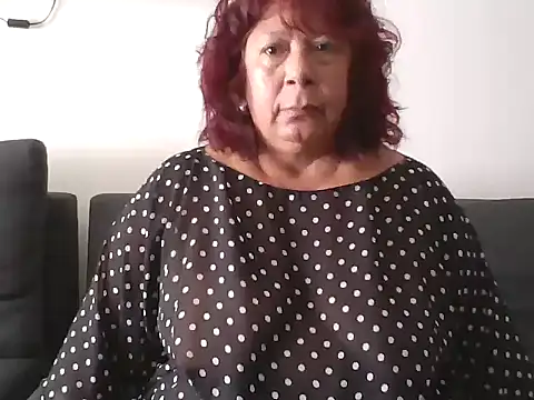 Snapshot of natalialuxee chatting on February 14, 2026, 4:18 pm natalialuxee online show from February 14, 2026, 4:18 pm