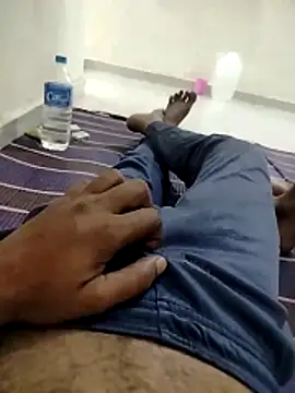 Snapshot of soni8850 chatting on March 2, 2026, 6:37 pm soni8850 online show from March 2, 2026, 6:37 pm