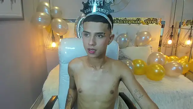 Snapshot of alexking_2 chatting on March 3, 2026, 6:26 pm alexking 2 online show from March 3, 2026, 6:26 pm