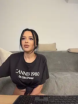 Snapshot of Katty_Pery chatting on February 28, 2026, 3:44 pm Katty Pery online show from February 28, 2026, 3:44 pm