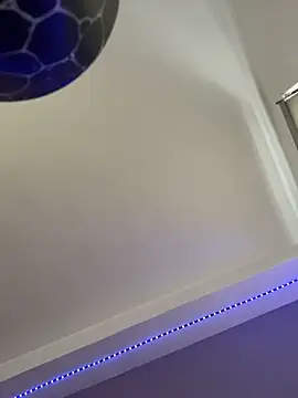 Snapshot of Milli-Kiss chatting on February 18, 2026, 2:02 pm Milli-Kiss online show from February 18, 2026, 2:02 pm