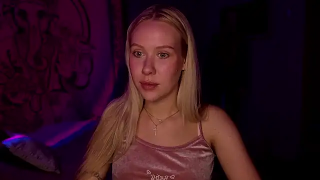 pureeangel online show from March 5, 2026, 6:48 pm